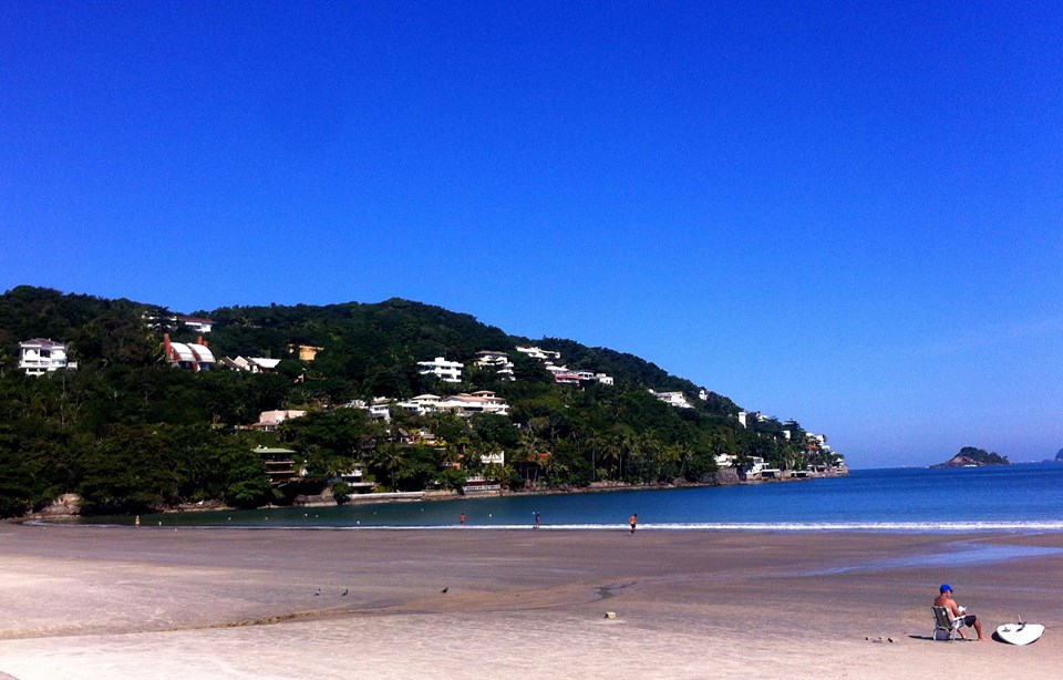 praia da enseada - facebook.jpg (127 KB)
